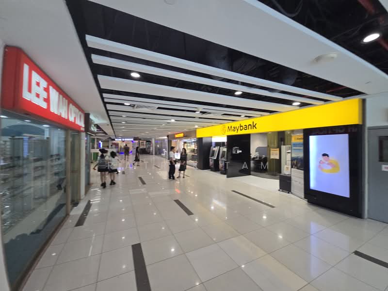 Bukit Timah Plaza, 1 Jalan Anak Bukit, 1,238 sqft, Other Retail For Sale, by Patrik Tam, 500194412 - Corridor - CommercialGuru.com.sg