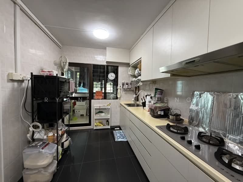 669C Jurong West Street 64, 669C Jurong West Street 64, 3 Bedrooms, 1,399 sqft, HDB Flat For Sale, by Ryan Tan Zheng Jie, 500194428 - Kitchen - PropertyGuru.com.sg
