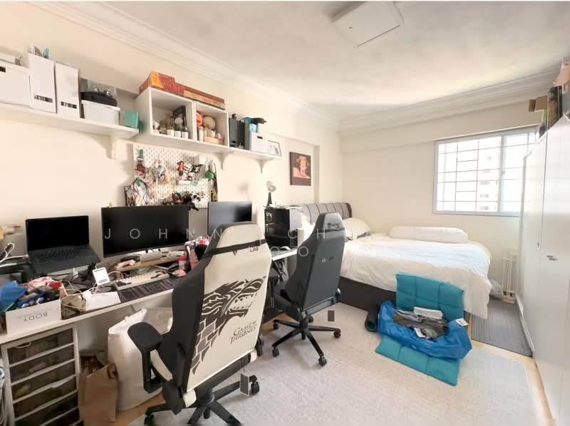 448 Jurong West Street 42, 448 Jurong West Street 42, 3 Bedrooms, 1,109 sqft, HDB Flat For Sale, by Johnny Chia Pu Joo, 500194437 - Bedroom - PropertyGuru.com.sg