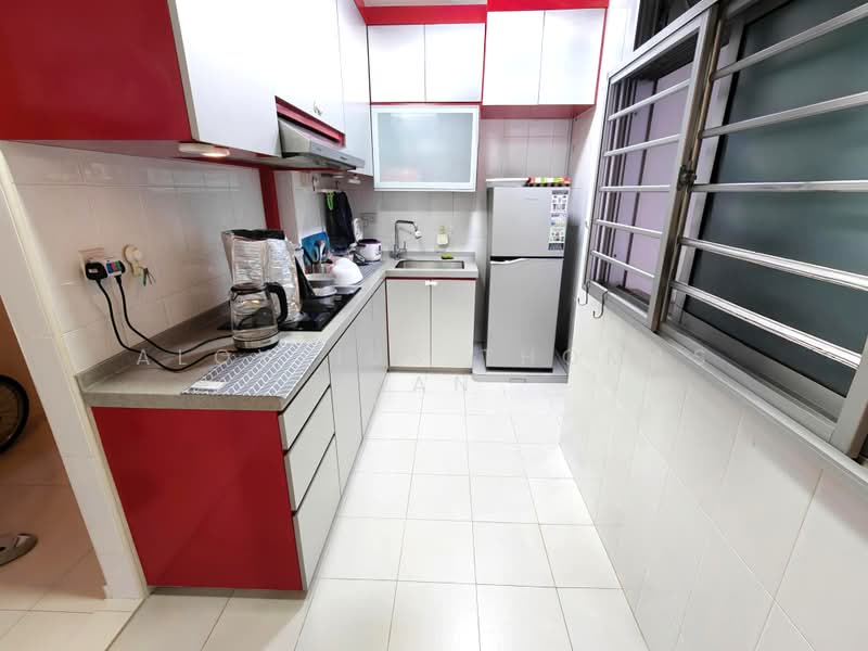 780B Woodlands Crescent, 780B Woodlands Crescent, 1 Bedroom, 506 sqft, HDB Flat For Sale, by Aloysius Thomas Tan, 500194447 - Kitchen - PropertyGuru.com.sg