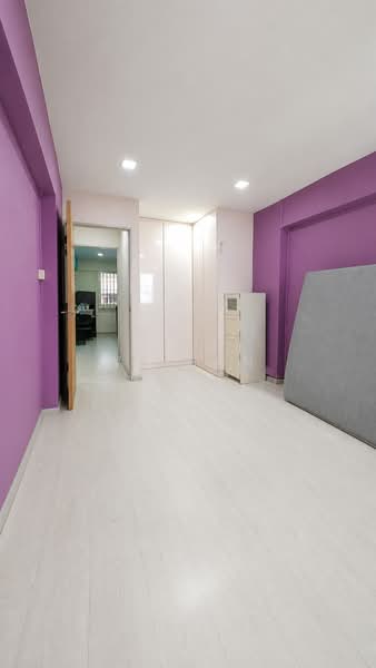 442 Clementi Avenue 3, 442 Clementi Avenue 3, 2 Bedrooms, 732 sqft, HDB Flat For Rent, by Goh Weihan, 500194464 - Master Bedroom - PropertyGuru.com.sg