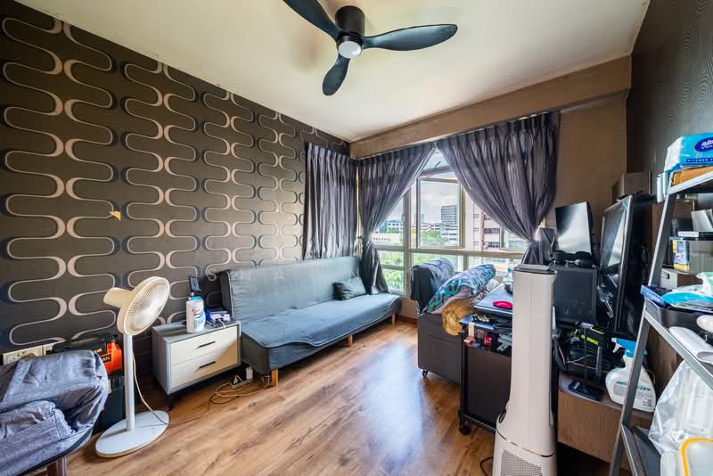 39A Bendemeer Road, 39A Bendemeer Road, 3 Bedrooms, 990 sqft, HDB Flat For Sale, by Shawn Tay, 500194468 - Living Room - PropertyGuru.com.sg