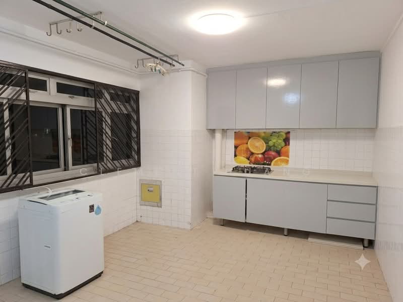 472 Tampines Street 44, 472 Tampines Street 44, 2 Bedrooms, 850 sqft, HDB Flat For Rent, by Clement Huang, 500194479 - Kitchen - PropertyGuru.com.sg