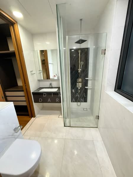 Marina One Residences, 21 Marina Way, 1 Bedroom, 700 sqft, Condominium For Sale, by Dimpal Daryani, 500194491 - Bathroom - PropertyGuru.com.sg