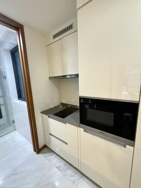 Marina One Residences, 21 Marina Way, 1 Bedroom, 700 sqft, Condominium For Sale, by Dimpal Daryani, 500194491 - Kitchen - PropertyGuru.com.sg