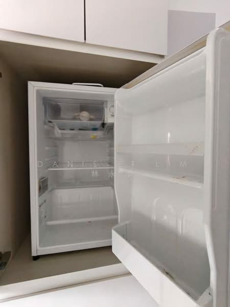 #1 Loft, 1 Lorong 24 Geylang, 1 Bedroom, 198 sqft, Apartment For Rent, by Danis ET Lim 林永添, 500194494 - Interior - PropertyGuru.com.sg