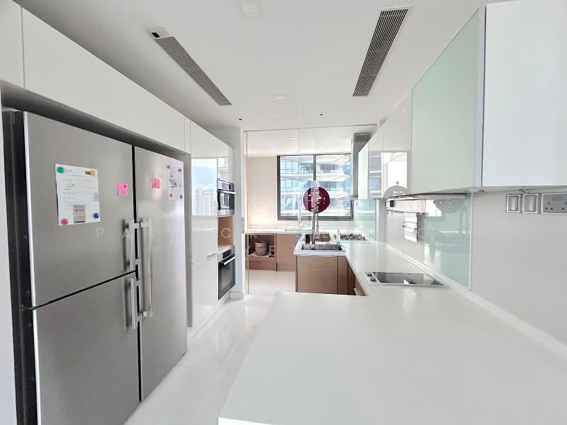 Leonie Parc View, 22 Leonie Hill Road, 4 Bedrooms, 2,013 sqft, Apartment For Sale, by Patrick See Kok Yew, 500194497 - Kitchen - PropertyGuru.com.sg