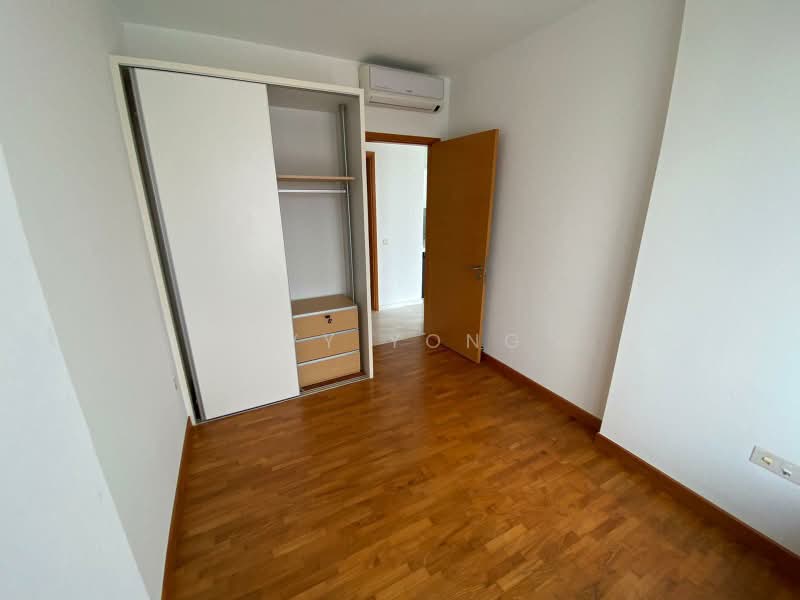 Centro Residences, 59 Ang Mo Kio Avenue 8, 4 Bedrooms, 1,281 sqft, Condominium For Sale, by Ivy Yong, 500194501 - Bedroom - PropertyGuru.com.sg