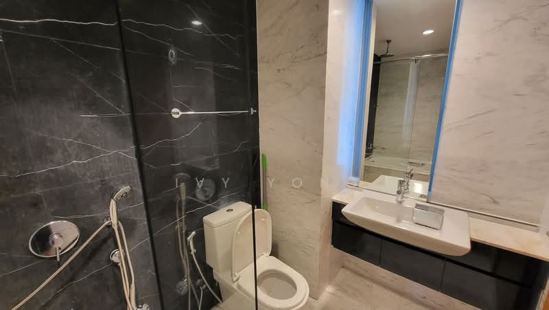 Centro Residences, 59 Ang Mo Kio Avenue 8, 4 Bedrooms, 1,281 sqft, Condominium For Sale, by Ivy Yong, 500194501 - Bathroom - PropertyGuru.com.sg