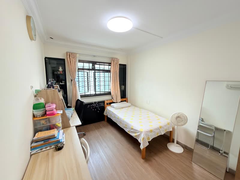 649A Jurong West Street 61, 649A Jurong West Street 61, 3 Bedrooms, 1,183 sqft, HDB Flat For Sale, by Tony Lu, 500194504 - Bedroom - PropertyGuru.com.sg