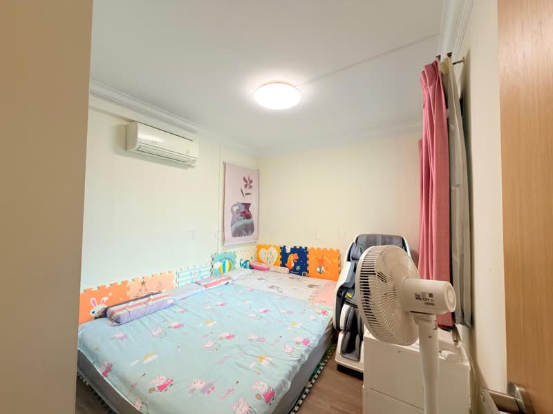 649A Jurong West Street 61, 649A Jurong West Street 61, 3 Bedrooms, 1,183 sqft, HDB Flat For Sale, by Tony Lu, 500194504 - Bedroom - PropertyGuru.com.sg