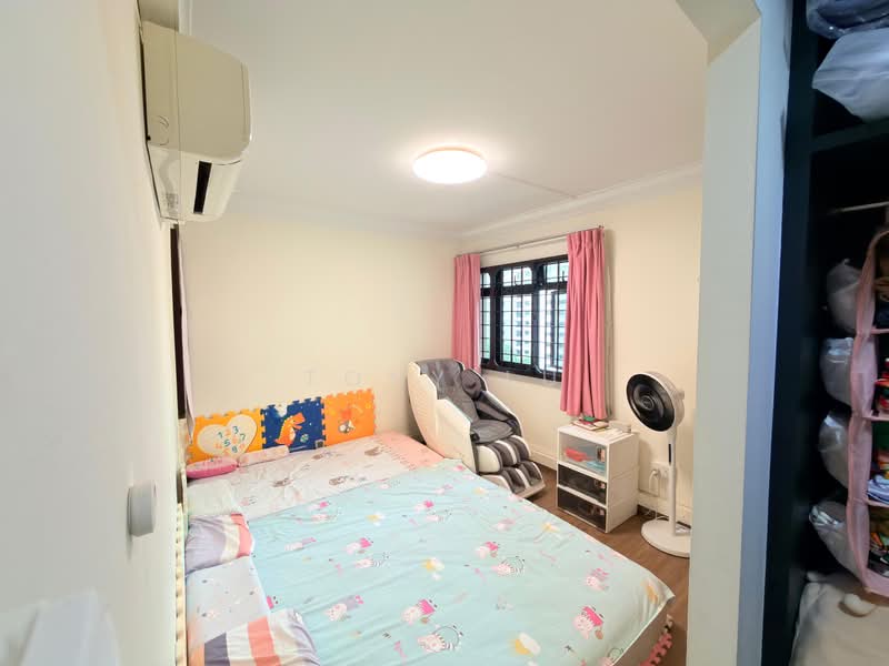 649A Jurong West Street 61, 649A Jurong West Street 61, 3 Bedrooms, 1,183 sqft, HDB Flat For Sale, by Tony Lu, 500194504 - Bedroom - PropertyGuru.com.sg