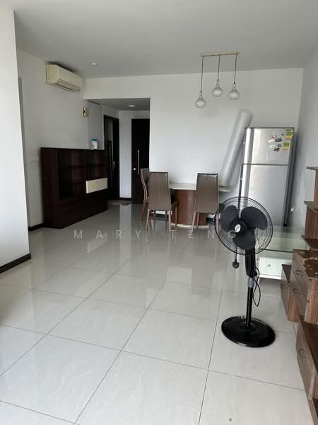 Lake Life, 4 Tao Ching Road, 3 Bedrooms, 1,034 sqft, Executive Condominium For Sale, by Mary Teng, 500194530 - Living Room - PropertyGuru.com.sg