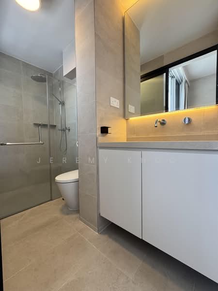 166 Bedok South Avenue 3, 166 Bedok South Avenue 3, 3 Bedrooms, 893 sqft, HDB Flat For Rent, by Jeremy Khoo, 500194531 - Bathroom - PropertyGuru.com.sg