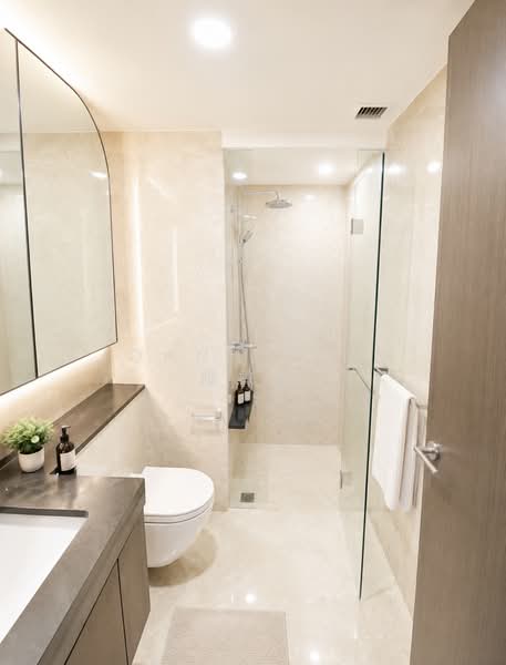 Avenue South Residence, 13 Silat Avenue, Alexandra / Commonwealth, 1 Bedroom, 527 sqft, Condominium For Sale, by Joanna Tan 陈敏兒, 500194537 - Bathroom - PropertyGuru.com.sg