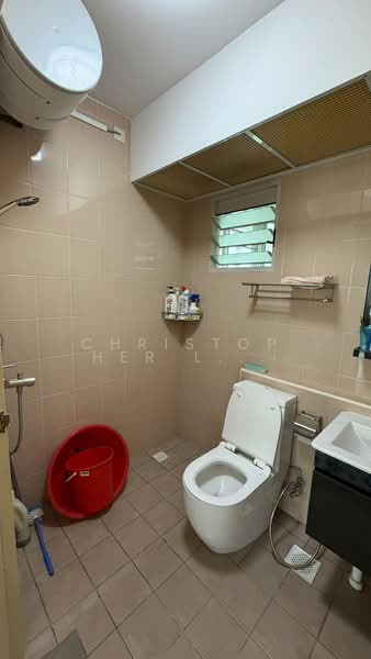 887A Woodlands Drive 50, 887A Woodlands Drive 50, 3 Bedrooms, 990 sqft, HDB Flat For Sale, by Christopher Lee BH, 500194539 - Bathroom - PropertyGuru.com.sg