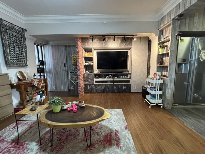 753 Pasir Ris Street 71, 753 Pasir Ris Street 71, 3 Bedrooms, 1,141 sqft, HDB Flat For Sale, by Klaire Phua, 500194543 - Living Room - PropertyGuru.com.sg