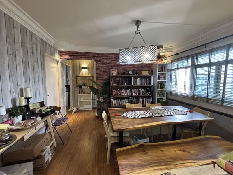 753 Pasir Ris Street 71, 753 Pasir Ris Street 71, 3 Bedrooms, 1,141 sqft, HDB Flat For Sale, by Klaire Phua, 500194543 - Dining Room - PropertyGuru.com.sg