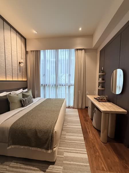 Parksuites, 18 Holland Grove Road, 2 Bedrooms, 786 sqft, Condominium For Sale, by Jessie Tan 陈杰识, 500194555 - PropertyGuru.com.sg