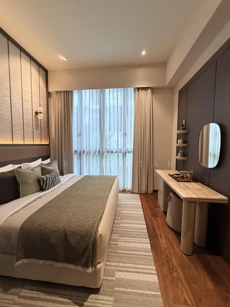 Parksuites, 18 Holland Grove Road, 2 Bedrooms, 786 sqft, Condominium For Sale, by Jessie Tan 陈杰识, 500194555 - PropertyGuru.com.sg