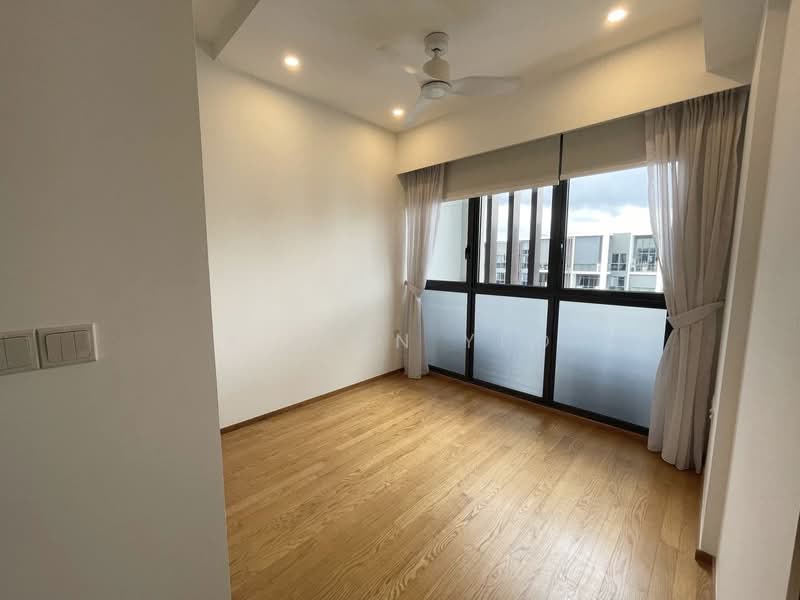 Botanique at Bartley, 223 Upper Paya Lebar Road, 2 Bedrooms, 646 sqft, Condominium For Sale, by Aileen Yeo, 500194565 - Bedroom - PropertyGuru.com.sg