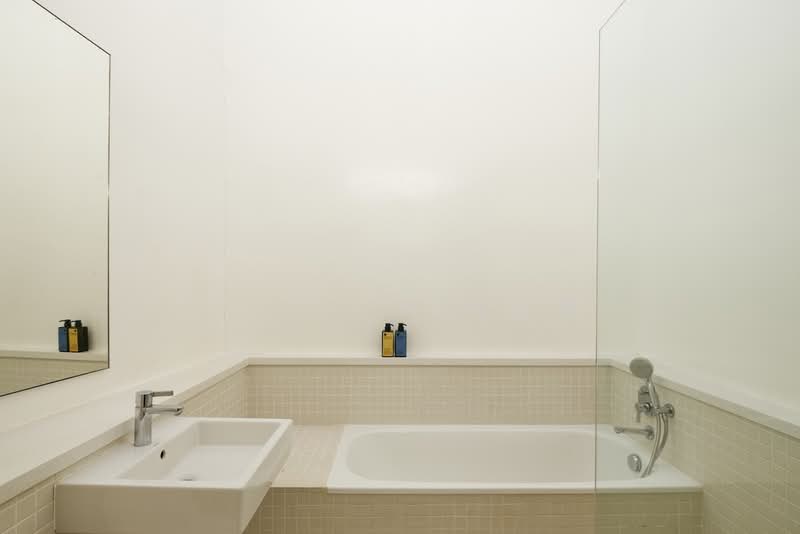 GEYLANG ROAD, , Room Rental, 328 sqft, Shophouse For Rent, by Lex Lim 林双麟, 500194568 - Bathroom - PropertyGuru.com.sg