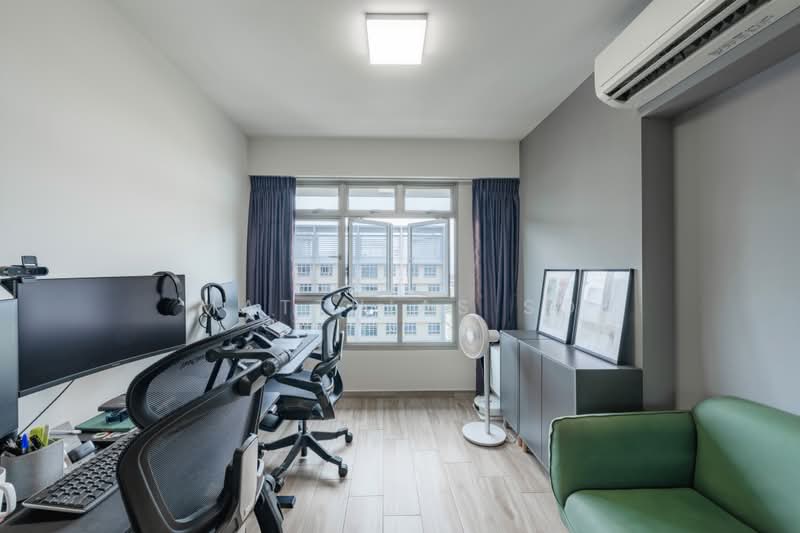 222A Bedok North Drive, 222A Bedok North Drive, 3 Bedrooms, 990 sqft, HDB Flat For Sale, by Matthias So, 500194572 - Study - PropertyGuru.com.sg