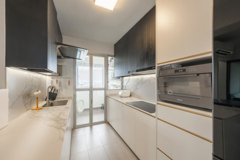 222A Bedok North Drive, 222A Bedok North Drive, 3 Bedrooms, 990 sqft, HDB Flat For Sale, by Matthias So, 500194572 - Kitchen - PropertyGuru.com.sg