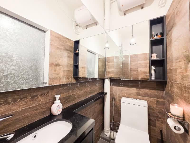 Sin Chuan Garden, Waringin Park, 3 Bedrooms, 1,388 sqft, Walk-up Apartment For Rent, by Koh Chee Wei (Victor Koh), 500194575 - Bathroom - PropertyGuru.com.sg