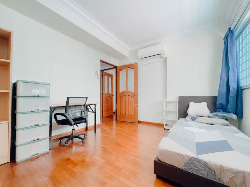 340 Jurong East Avenue 1, 340 Jurong East Avenue 1, 4 Bedrooms, 1,506 sqft, HDB Flat For Sale, by Benji Chia, 500194580 - Bedroom - PropertyGuru.com.sg