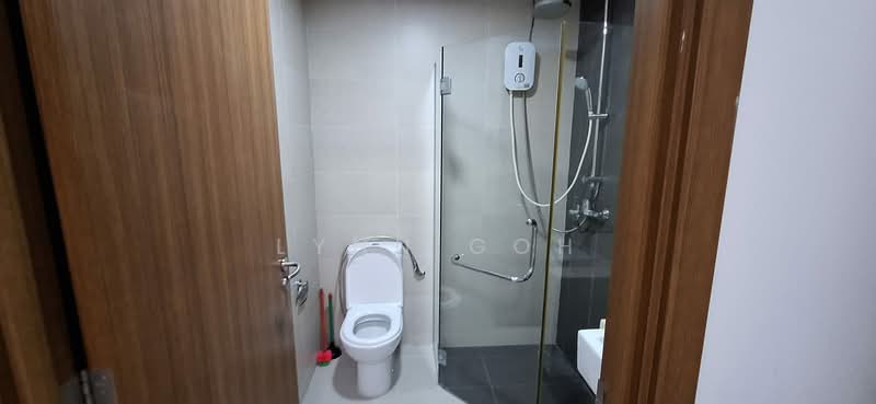 La Fleur, 8 Lorong 26 Geylang, 1 Bedroom, 420 sqft, Condominium For Rent, by Lynn Goh, 500194581 - Bathroom - PropertyGuru.com.sg