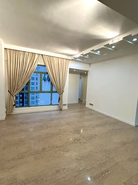 Tiara, 1 Kim Seng Walk, 3 Bedrooms, 1,281 sqft, Apartment For Rent, by May Tan, 500194594 - Living Room - PropertyGuru.com.sg