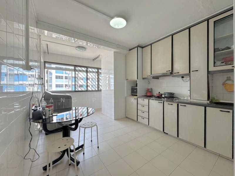 114 Pasir Ris Street 11, 114 Pasir Ris Street 11, 3 Bedrooms, 1,313 sqft, HDB Flat For Sale, by Ang Pei Xiong, 500194602 - Kitchen - PropertyGuru.com.sg