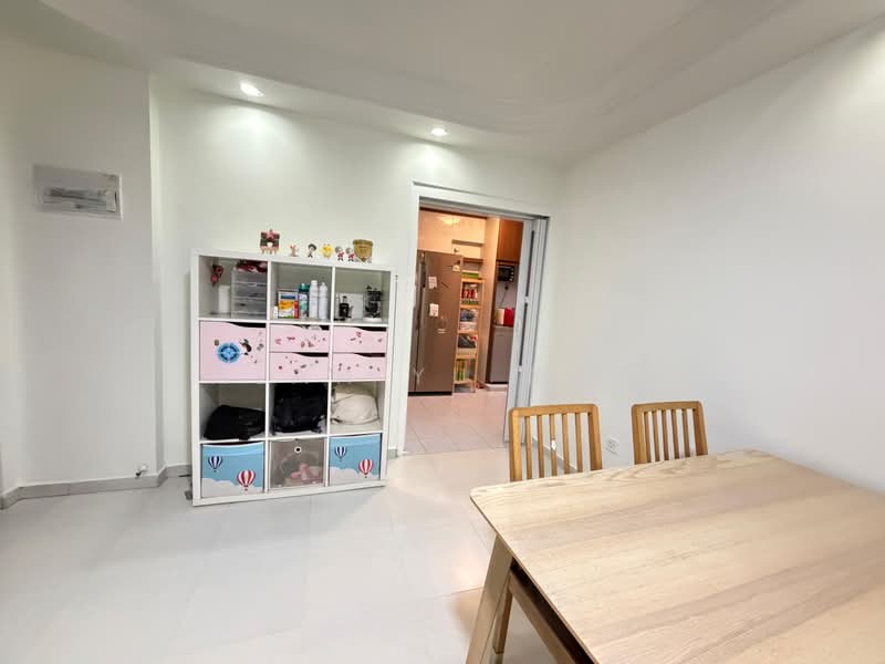688C Choa Chu Kang Crescent, 688C Choa Chu Kang Crescent, 3 Bedrooms, 969 sqft, HDB Flat For Sale, by Alan Yu 郁松林, 500194607 - Kitchen - PropertyGuru.com.sg