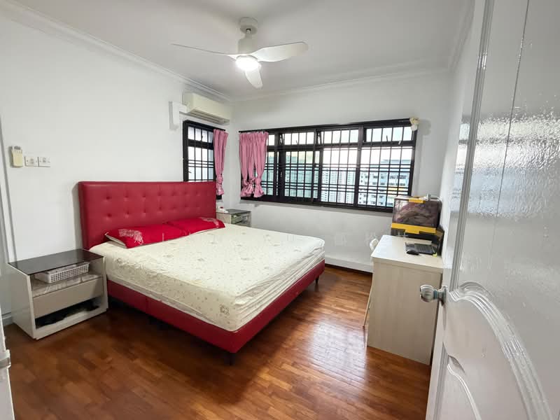 688C Choa Chu Kang Crescent, 688C Choa Chu Kang Crescent, 3 Bedrooms, 969 sqft, HDB Flat For Sale, by Alan Yu 郁松林, 500194607 - Bedroom - PropertyGuru.com.sg