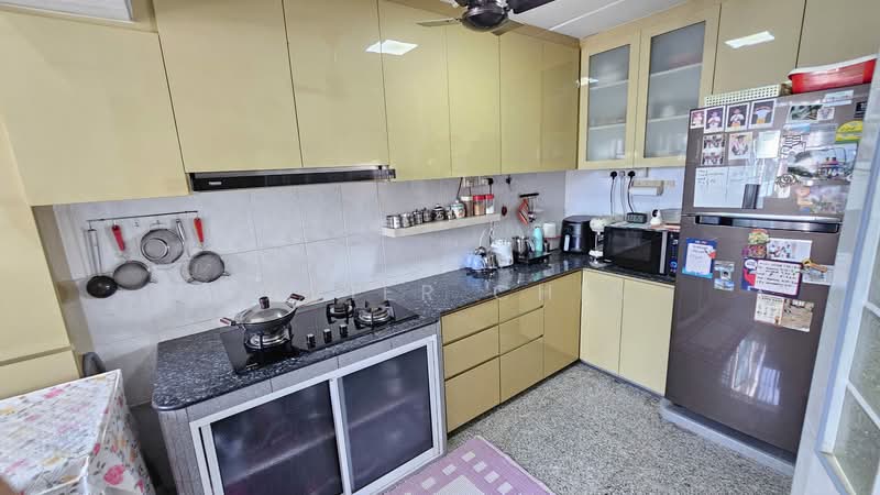280 Toh Guan Road, 280 Toh Guan Road, 3 Bedrooms, 969 sqft, HDB Flat For Sale, by Xavier Chin, 500194611 - Kitchen - PropertyGuru.com.sg