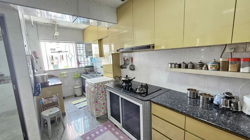 280 Toh Guan Road, 280 Toh Guan Road, 3 Bedrooms, 969 sqft, HDB Flat For Sale, by Xavier Chin, 500194611 - Kitchen - PropertyGuru.com.sg