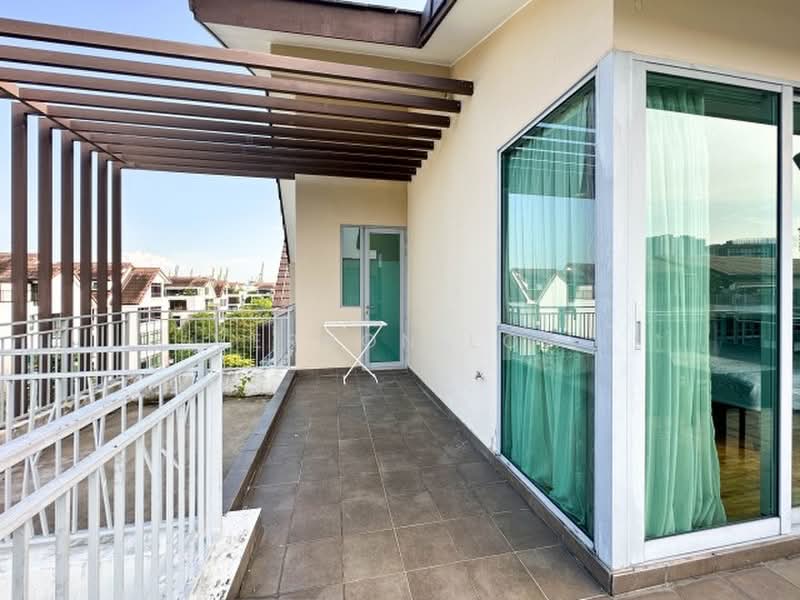 ClementiWoods Condominium, 82 West Coast Road, 4 Bedrooms, 2,875 sqft, Condominium For Sale, by Vernon Low, 500194614 - PropertyGuru.com.sg