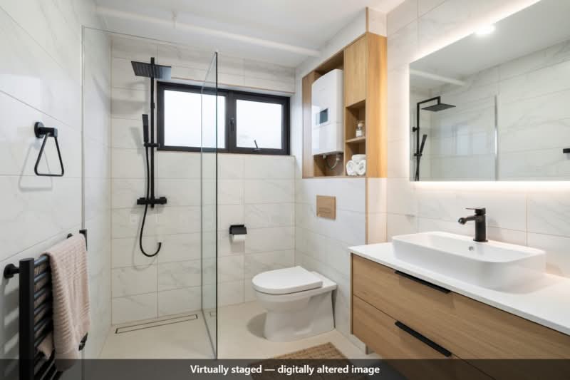 Laguna Park, 5000D Marine Parade Road, 3 Bedrooms, 1,453 sqft, Apartment For Sale, by Benjamin Soh, 500194617 - Bathroom - PropertyGuru.com.sg