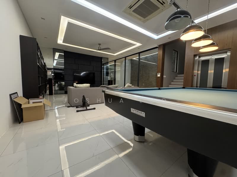 ⭐️⭐️LANDED7772@ Serangoon Gardens Renovated Semi Detached, Serangoon Gardens, 5 Bedrooms, 6,000 sqft, Semi-Detached House For Sale, by Joshua Loo, 500194626 - Living Room - PropertyGuru.com.sg