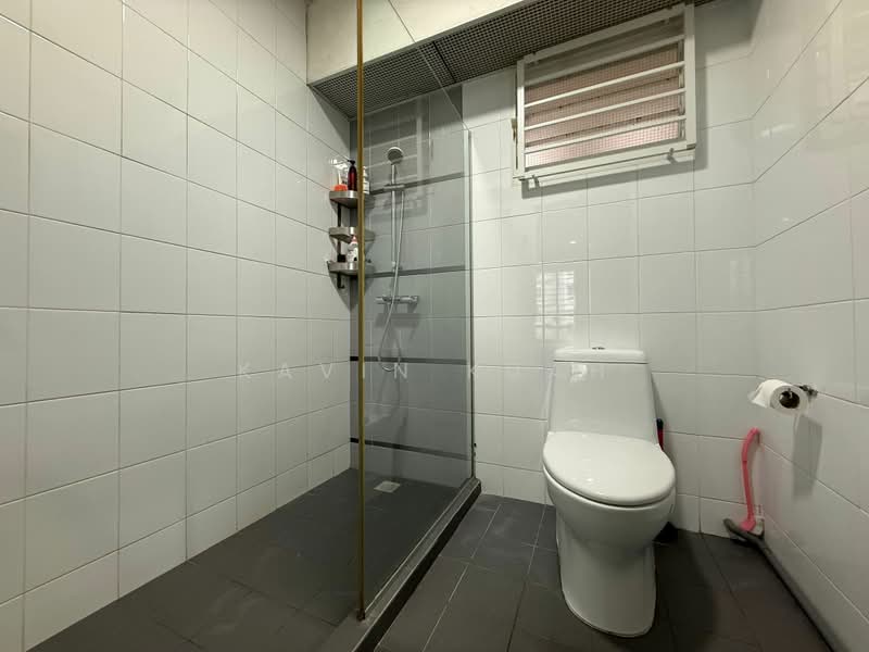 269C Punggol Field, 269C Punggol Field, 3 Bedrooms, 1,001 sqft, HDB Flat For Sale, by Kavin Kuah, 500194639 - Bathroom - PropertyGuru.com.sg