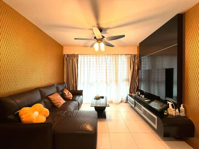 269C Punggol Field, 269C Punggol Field, 3 Bedrooms, 1,001 sqft, HDB Flat For Sale, by Kavin Kuah, 500194639 - Living Room - PropertyGuru.com.sg