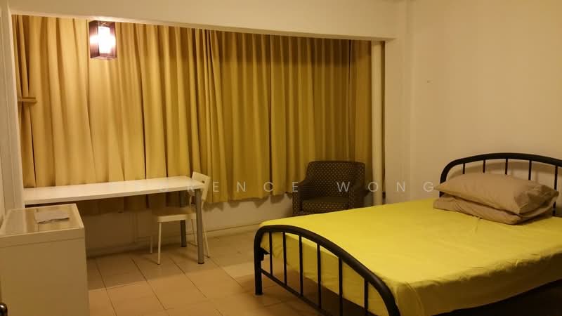 ORCHARD CORNER TERRACE, Hoot Kiam / River valley/ orchard, 5 Bedrooms, 2,400 sqft, Terraced House For Sale, by Florence Wong, 500194640 - Bedroom - PropertyGuru.com.sg