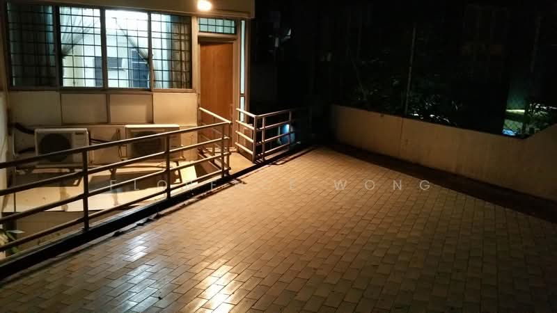 ORCHARD CORNER TERRACE, Hoot Kiam / River valley/ orchard, 5 Bedrooms, 2,400 sqft, Terraced House For Sale, by Florence Wong, 500194640 - Exterior - PropertyGuru.com.sg