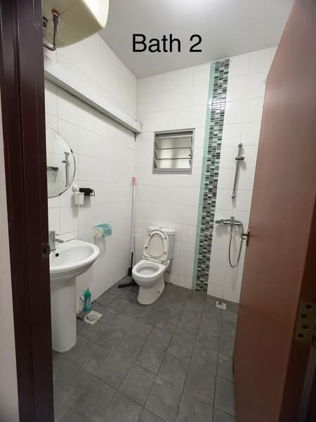 612C Punggol Drive, 612C Punggol Drive, 3 Bedrooms, 1,001 sqft, HDB Flat For Rent, by Jacob Tan, 500194641 - Bathroom - PropertyGuru.com.sg