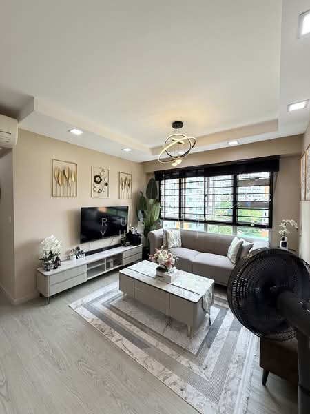 590B Montreal Link, 590B Montreal Link, 3 Bedrooms, 1,001 sqft, HDB Flat For Sale, by Rusydi Yusoff, 500194644 - Living Room - PropertyGuru.com.sg
