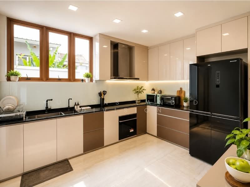 Inter Terrace | Exclusive D15 | Freehold & Rare 7.1m Width, , 5 Bedrooms, 4,413 sqft, Terraced House For Sale, by JYOTI, 500194646 - Kitchen - PropertyGuru.com.sg