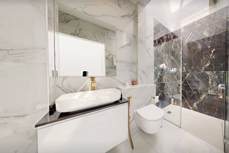 Inter Terrace | Exclusive D15 | Freehold & Rare 7.1m Width, , 5 Bedrooms, 4,413 sqft, Terraced House For Sale, by JYOTI, 500194646 - Bathroom - PropertyGuru.com.sg
