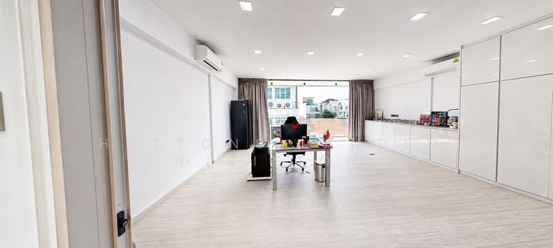 Inter Terrace | Exclusive D15 | Freehold & Rare 7.1m Width, , 5 Bedrooms, 4,413 sqft, Terraced House For Sale, by JYOTI, 500194646 - Study - PropertyGuru.com.sg