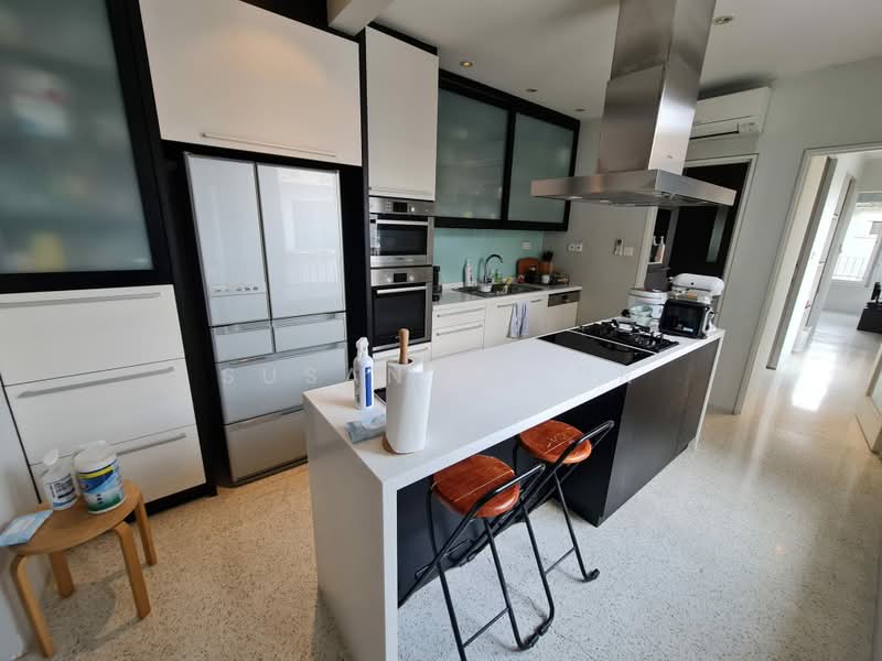 Rare Greenwood/ Hillcrest 2 Bed, Greenwood Avenue, 2 Bedrooms, 1,127 sqft, Walk-up Apartment For Sale, by Susan Prior, 500194647 - Kitchen - PropertyGuru.com.sg